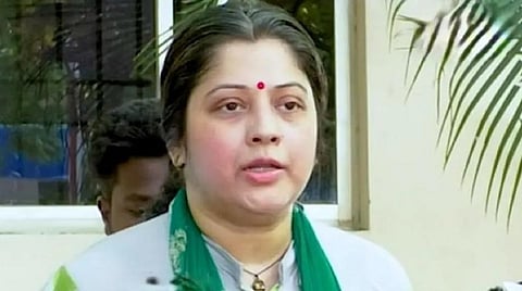 சீமான் மீது அளிக்கப்பட்ட புகார் தொடர்பாக நடிகை விஜயலட்சுமியிடம் போலீஸார் விசாரணை