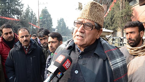 பாகிஸ்தானுக்கு ஆதரவாக கோஷம் - என்.சி. கட்சியின் மூத்த தலைவர் பதிலளிக்க நீதிமன்றம் உத்தரவு