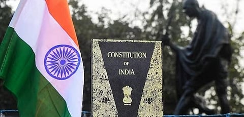 அரசியல் சாசனத்தில் இந்தியாவுக்கு பிறகு பாரத் இடம்பெற்றது எப்படி?