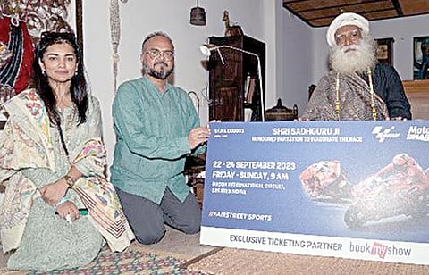 மோட்டோ ஜிபி பந்தயத்தை தொடங்கி வைக்கிறார் சத்குரு