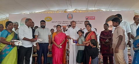 “வாசிப்பு பழக்கமே மனதை இளமையாக வைத்திருக்கும்” - தருமபுரி புத்தகத் திருவிழா தொடக்க நிகழ்வில் அமைச்சர் பேச்சு