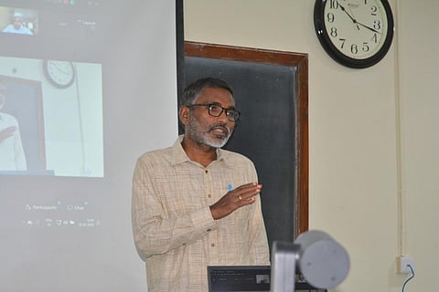 சண்டே கிளாஸ் சத்யா: அறிவியலில் ஒரு சமூக நீதி