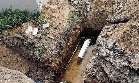 வெள்ளகோவில் நகராட்சி 10-வது வார்டு பகுதியில் நடைபெற்றுவரும் ஜல் ஜீவன் அம்ருத் திட்ட பணிகள்.