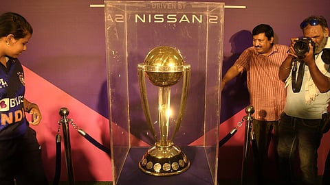 ஹைதராபாத் நகரில் காட்சிக்கு வைக்கப்பட்டுள்ள உலகக் கோப்பை