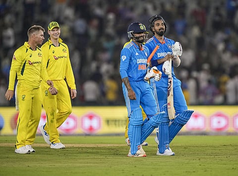 முதல் ஒருநாள் கிரிக்கெட் போட்டியில் ஆஸ்திரேலியாவை வீழ்த்தியது இந்தியா