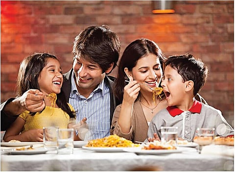 பெண்கள் ஆண்கள் குழந்தைகள் - 17: பெற்றோர் தியாகிகள் அல்ல