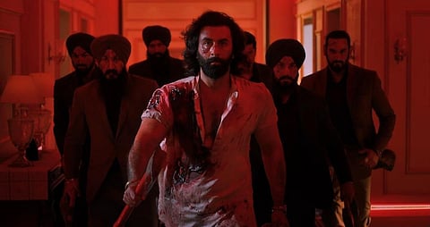 ஆக்ஷனுடன் தந்தை - மகன் உறவு: ரன்பீர் - ராஷ்மிகாவின் ‘அனிமல்’ டீசர் எப்படி?