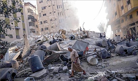 காசா நகரம் மீது இஸ்ரேல் போர் விமானங்கள் தாக்குதல்