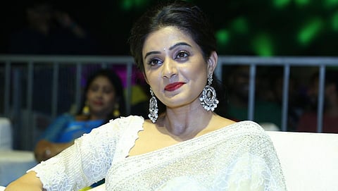 40 வயது ஆண்களை ‘அங்கிள்’ என்று அழைக்கிறார்களா? - பிரியாமணி கேள்வி