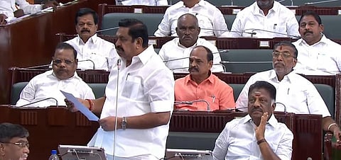 சட்டப்பேரவையில் உரையாற்றும் எதிர்க்கட்சித் தலைவர் எடப்பாடி பழனிசாமி