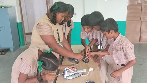 கிராமப்புற மாணவர்களுக்கு பயன்பாட்டு அறிவியல் குறித்து கற்பிக்கும் சென்னை ஐஐடி