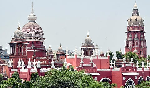 தேசிய பிற்படுத்தப்பட்டோர் ஆணையக் காலியிடங்களை 6 மாதங்களில் நிரப்புக: மத்திய அரசுக்கு ஐகோர்ட் உத்தரவு