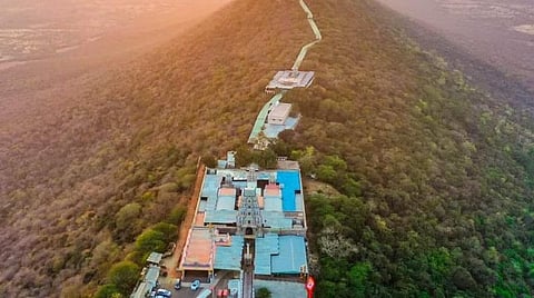 சென்னிமலை விவகாரம் தொடர்பாக தனிப்பிரிவு போலீஸார் ரகசிய விசாரணை