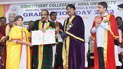 அடுத்த 15 ஆண்டுகளுக்கு AI சார்ந்த துறைகளில் அதிக வாய்ப்பு: அண்ணா பல்கலை துணைவேந்தர் பேச்சு