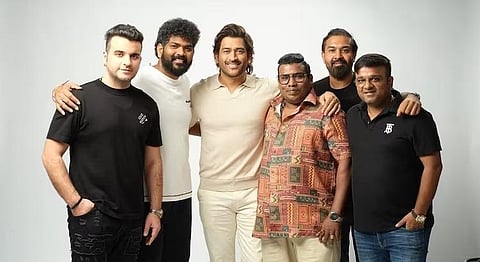 தோனியுடன் யோகி பாபு, விக்னேஷ் சிவன் - வைரல் வீடியோ