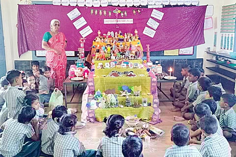 ஆறாம் அறிவு - கொலுவின் மகத்துவம்