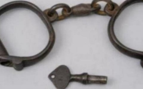 குடியாத்தம் சமோசா வியாபாரி கொலையில் இளைஞர் கைது