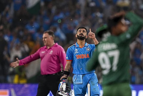 விராட் கோலியின் 48வது சதம் - முன்னாள் வீரர்களின் ஆதரவும், எதிர்ப்பும்