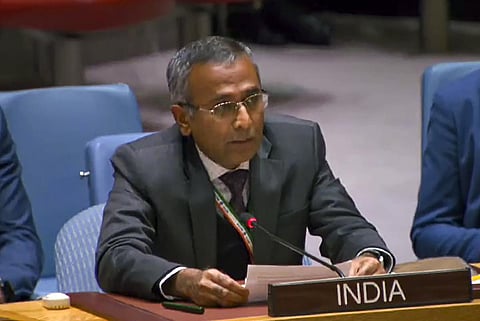 இஸ்ரேல் - ஹமாஸ் மோதல் | இரு தரப்பும் போரை நிறுத்தி, அமைதி பேச்சுக்கு முன்வர வேண்டும்: இந்தியா வலியுறுத்தல்