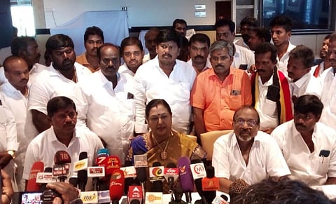 திமுக 50 கோடி கையெழுத்து பெற்றாலும் நீட் தேர்வை ஒழிக்கவே முடியாது: பிரேமலதா விஜயகாந்த் கருத்து