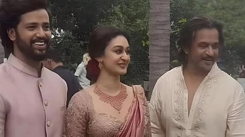 அர்ஜுன் மகள் ஐஸ்வர்யா - உமாபதி திருமண நிச்சயதார்த்தம்