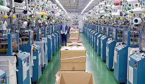 பூ பூக்கும் ஓசை 17: ஒரு ஆடையை வாங்குவதில் கூட சுற்றுச்சூழல் கேடு!