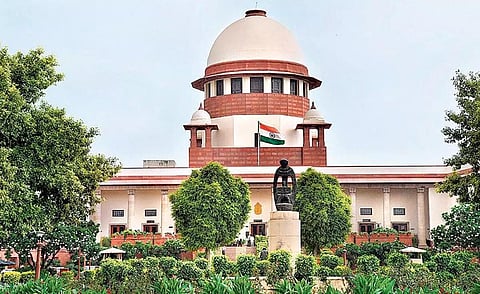 டெல்லியில் காற்று மாசுபாட்டை கட்டுப்படுத்த வைக்கோல்களை எரிப்பதை உடனே நிறுத்த வேண்டும்: உச்ச நீதிமன்றம்