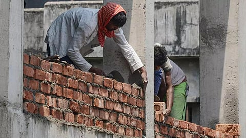 கட்டுமான பொருட்கள் தடையின்றி கிடைக்க நடவடிக்கை: முதல்வர் மு.க.ஸ்டாலினுக்கு சங்கத்தினர் கோரிக்கை