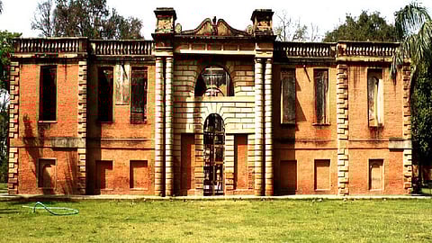 அயோத்தியில் சிதையும் நிலையில் உள்ள நவாப் மாளிகையை புதுப்பிக்கிறது உ.பி. அரசு