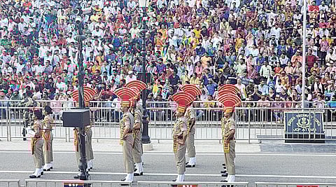 போவோமா ஊர்கோலம் - 21: வாகா எல்லையில் எதிரொலித்த இரு நாடுகளின் தேசப்பற்று