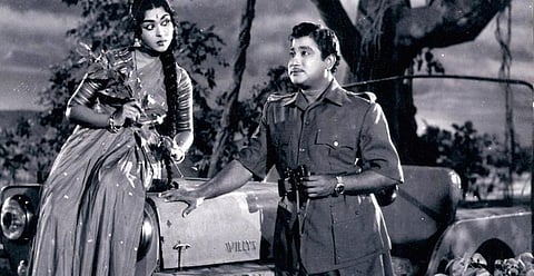 ஆலயமணி: கிளைமாக்ஸை மாற்றிய இயக்குநர்!