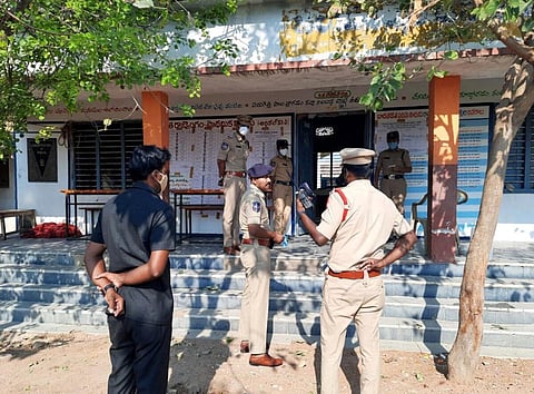 தெலங்கானா தேர்தலுக்கு 35,000 வாக்கு சாவடிகள்: மாநில தேர்தல் ஆணையர் தகவல்