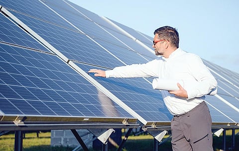 பூ பூக்கும் ஓசை - 21: நிறைய கண்ணாடி துண்டுகள், நிறைய மின்சாரம்!