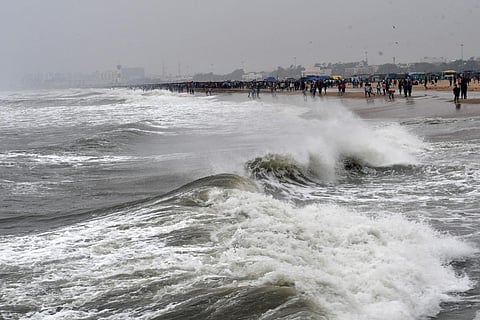 உருவானது ‘மிக்ஜாம்' புயல்: தமிழக அரசின் முன்னெச்சரிக்கை நடவடிக்கை தீவிரம்