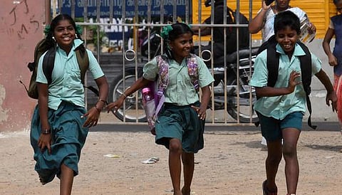 சென்னை, செங்கை, காஞ்சி, திருவள்ளூரில் தொடர் விடுமுறை முடிந்து பள்ளி, கல்லூரிகள் நாளை திறப்பு