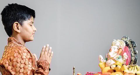 கைதக் குறள் 51: எல்லோரிடமும் அன்பானவர் யார்?