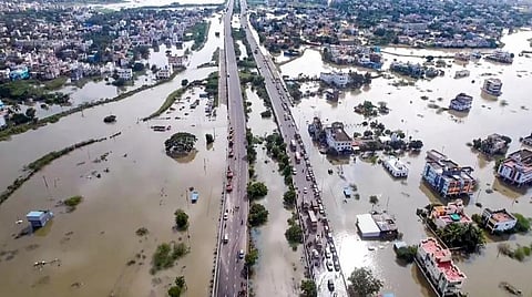 தேசிய பேரிடர் மேலாண்மை ஆணைய ஆலோசகர் தலைமையில் மிக்ஜாம் புயல் பாதிப்புகளை மதிப்பிட மத்திய குழு இன்று சென்னை வருகை