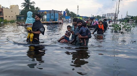 மிக்ஜாம் புயலால் பாதிக்கப்பட்ட மக்களுக்கு மத்திய அரசின் திருத்தப்பட்ட விதிகளின்படி நிவாரணம் அறிவிப்பு
