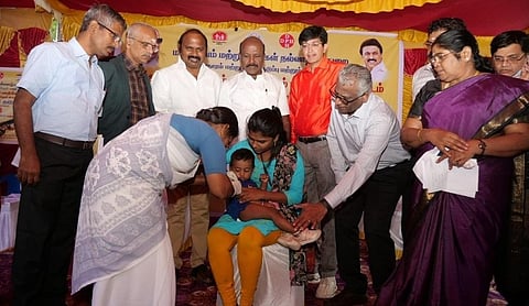 சென்னை ஆழ்வார்பேட்டை பகுதியில் தட்டம்மை ரூபெல்லா தடுப்பூசி செலுத்தும் முகாமினை அமைச்சர் மா.சுப்பிரமணியன் தொடங்கி வைத்தார்.