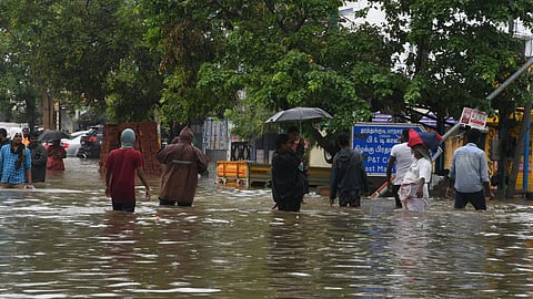 ஒரே நாளில் 95 செ.மீ மழை!- “காலநிலை மாற்ற தாக்கத்தை தள்ளிவைக்க முடியாது” - நிபுணர்கள் சொல்வது என்ன?