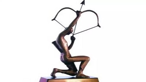 அர்ஜுனா விருது, சாகித்ய அகாடமி விருதுகளை பெற்ற தமிழக வீரர்கள், எழுத்தாளருக்கு தலைவர்கள் வாழ்த்து