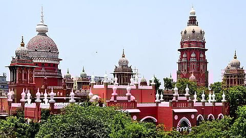 ‘மதுரை வீரன் உண்மை வரலாறு’ புத்தகத் தடைக்கு எதிரான வழக்கு தள்ளுபடி @ ஐகோர்ட்