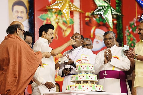 “திராவிட மாடல் ஆட்சியில் நல்லிணக்கத்தை தடுக்க தவிக்கிறது ஒரு கூட்டம்” - கிறிஸ்துமஸ் விழாவில் ஸ்டாலின் பேச்சு