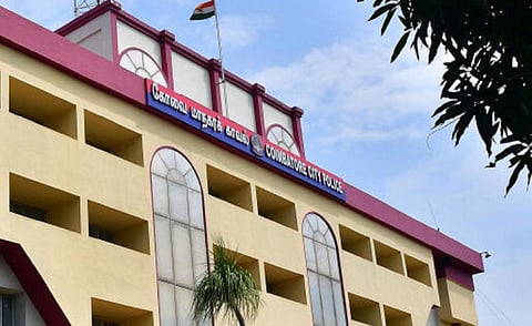 வீட்டை பூட்டிவிட்டு வெளியூர் செல்லும்போது போலீஸிடம் தகவல் தெரிவிக்க புதிய செயலி @ கோவை