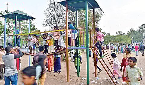 மாறட்டும் கல்விமுறை - 26: பூங்காவுக்கு எப்போ கூட்டிட்டு போனீங்க?