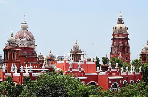 டிஎன்பிஎஸ்சி உறுப்பினர்களை ஊழல் கண்காணிப்பு வரம்புக்குள் கொண்டுவந்த திருத்த விதிகள் செல்லும்: ஐகோர்ட் தீர்ப்பு