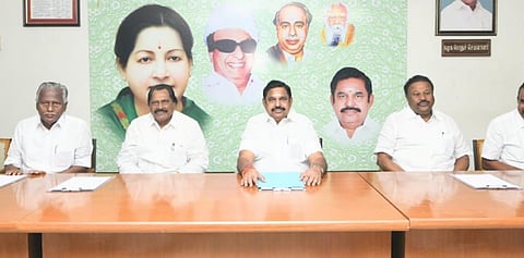 கூட்டணி பற்றி கவலைப்படாமல் வெற்றிக்கு வியூகம் அமைத்து அதிமுகவினர் உழைக்க வேண்டும்: மாவட்ட செயலாளர்களுக்கு இபிஎஸ் அறிவுறுத்தல்