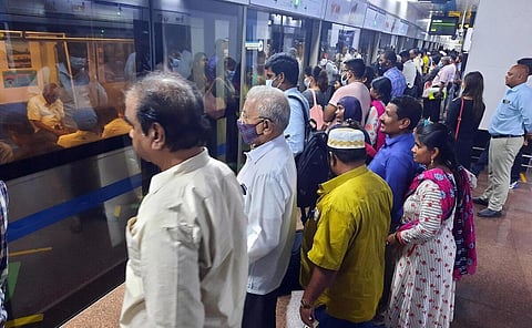 மெட்ரோ ரயில் நிலையங்களில் வணிக பயன்பாட்டை அதிகரிக்க நடவடிக்கை: கடை உரிமையாளர்களுடன் ஆலோசனை