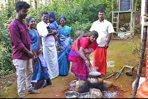 கேரளாவில் பொங்கல் பண்டிகை கொண்டாடிய தமிழ்க் குடும்பங்கள்!