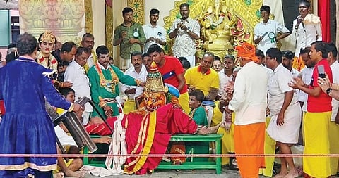 300 ஆண்டுகளாக தொடரும் இரணியன் தெருக்கூத்து @ வெள்ளிக் குப்பம்பாளையம்